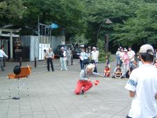 gal/Tokyo/Ueno/_thb_artiste de rue.jpg